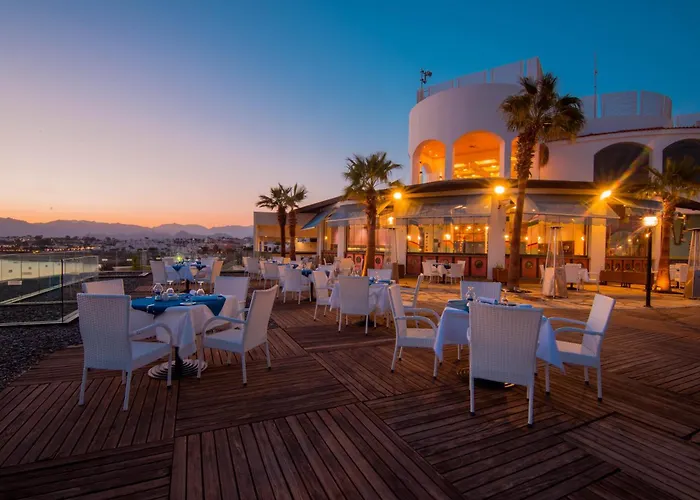 Reef Oasis Blue Bay & Resort 5*