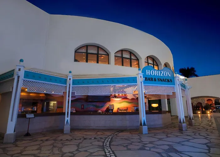 Reef Oasis Blue Bay & Resort 5*