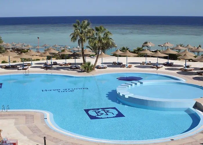 Reef Oasis Blue Bay & Resort 5*