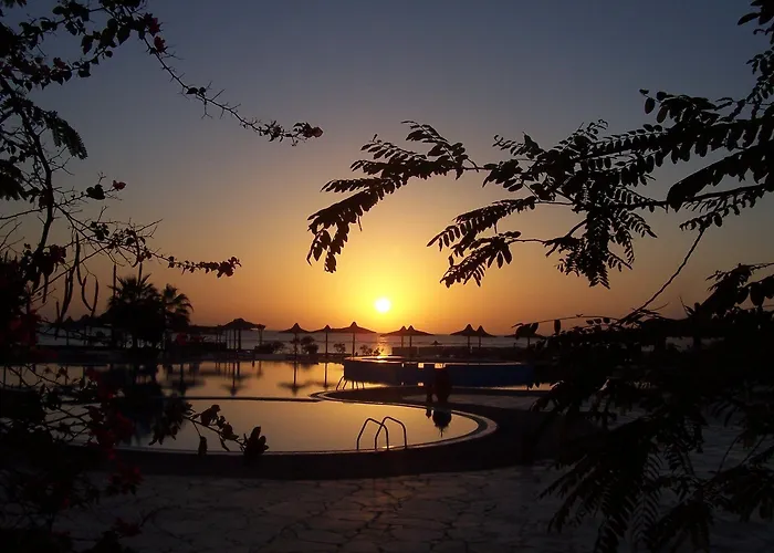 Reef Oasis Blue Bay & 5* Sharm el-Sheikh